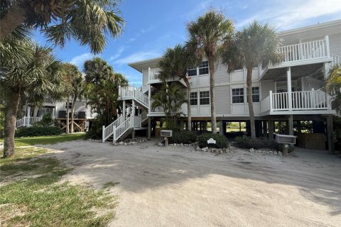Copropriété à vendre à Placida, Floride: 3 chambres, 145.67 m2 № 2344711 - photo 2
