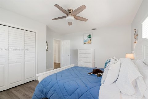 Casa en venta en Key Largo, Florida, 4 dormitorios № 1984446 - foto 17