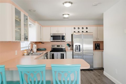 Casa en venta en Key Largo, Florida, 4 dormitorios № 1984446 - foto 7