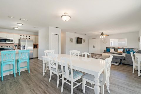 Casa en venta en Key Largo, Florida, 4 dormitorios № 1984446 - foto 10