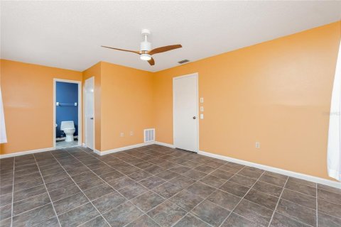Villa ou maison à vendre à Englewood, Floride: 2 chambres, 97.18 m2 № 2232551 - photo 24