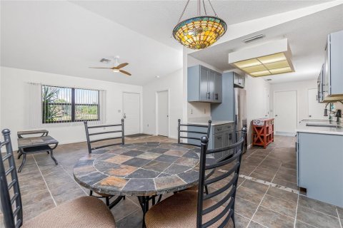 Villa ou maison à vendre à Englewood, Floride: 2 chambres, 97.18 m2 № 2232551 - photo 15