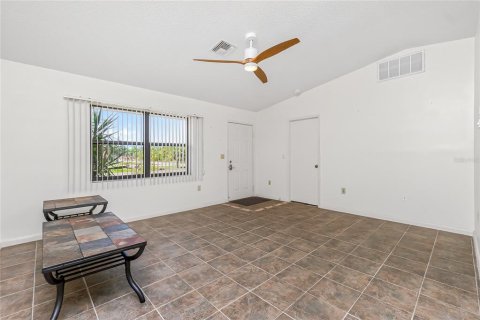 Villa ou maison à vendre à Englewood, Floride: 2 chambres, 97.18 m2 № 2232551 - photo 5