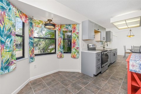 Villa ou maison à vendre à Englewood, Floride: 2 chambres, 97.18 m2 № 2232551 - photo 18