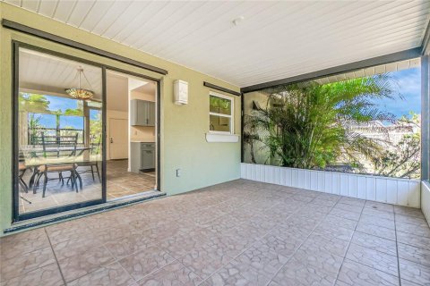 Villa ou maison à vendre à Englewood, Floride: 2 chambres, 97.18 m2 № 2232551 - photo 14