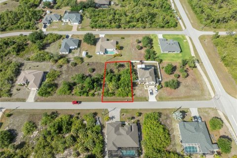 Terreno en Port Charlotte, Florida № 2103619