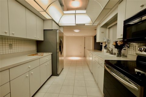 Villa ou maison à vendre à Sarasota, Floride: 4 chambres, 250.46 m2 № 1734919 - photo 14