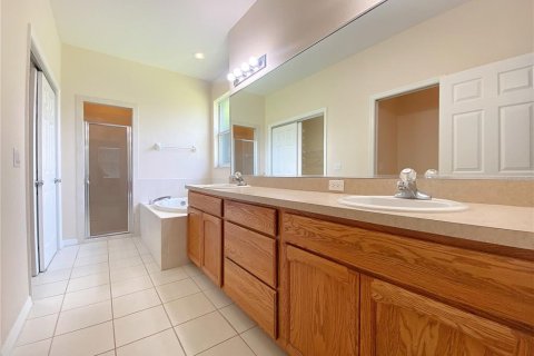 Casa en alquiler en Winter Haven, Florida, 4 dormitorios, 188.5 m2 № 1829832 - foto 9