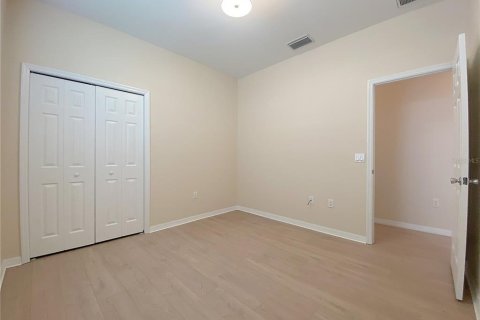 Casa en alquiler en Winter Haven, Florida, 4 dormitorios, 188.5 m2 № 1829832 - foto 15