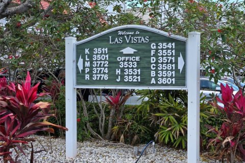 Condominio en venta en Lauderhill, Florida, 1 dormitorio № 1696661 - foto 3