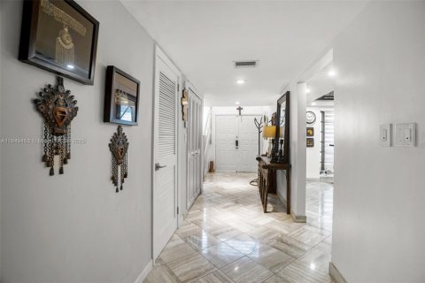 Townhouse in Plantation, Florida 3 bedrooms, 170.94 sq.m. № 1851932 - photo 16
