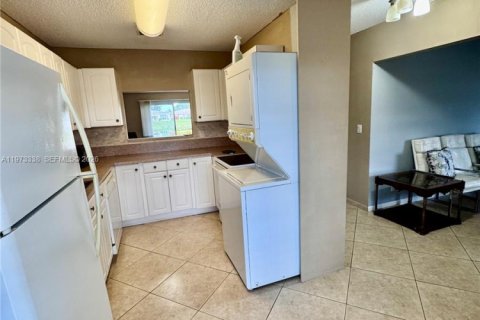 Adosado en alquiler en Boca Raton, Florida, 1 dormitorio, 84.36 m2 № 2057571 - foto 4