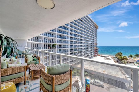 Condo in Fort Lauderdale, Florida, 3 bedrooms  № 1748852 - photo 5