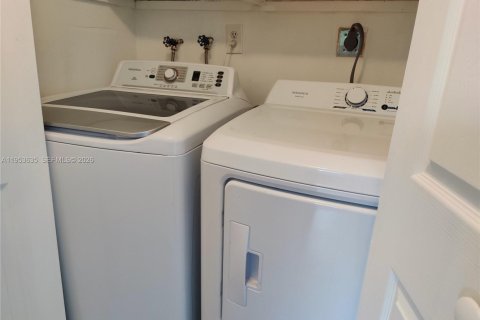 Adosado en alquiler en Plantation, Florida, 3 dormitorios, 139.35 m2 № 2008148 - foto 9