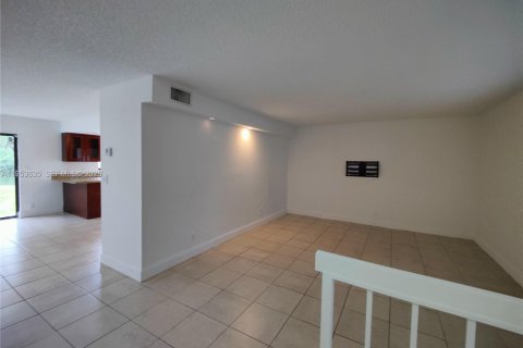 Adosado en alquiler en Plantation, Florida, 3 dormitorios, 139.35 m2 № 2008148 - foto 4