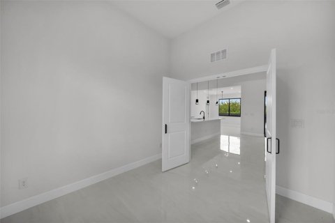 Casa en venta en Port Charlotte, Florida, 3 dormitorios, 170.85 m2 № 1767764 - foto 23