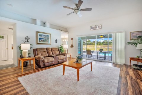 Villa ou maison à vendre à Haines City, Floride: 3 chambres, 157.84 m2 № 2096623 - photo 6