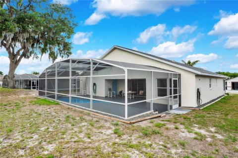 Villa ou maison à vendre à Haines City, Floride: 3 chambres, 157.84 m2 № 2096623 - photo 25