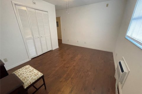 Condominio en venta en Clearwater, Florida, 2 dormitorios, 63.82 m2 № 1851799 - foto 19