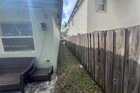 Купить виллу или дом в Хомстед, Флорида 3 спальни, 154.68м2, № 2048767 - фото 8