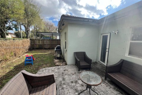 Купить виллу или дом в Хомстед, Флорида 3 спальни, 154.68м2, № 2048767 - фото 9