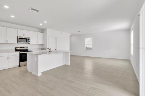 Casa en alquiler en Parrish, Florida, 4 dormitorios, 173.73 m2 № 1879690 - foto 10