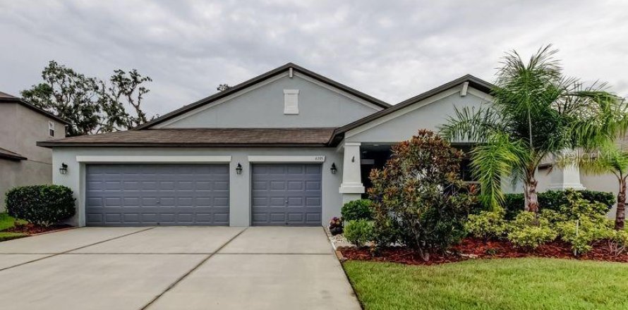 Casa en Zephyrhills, Florida 4 dormitorios, 239.32 m2 № 1817841