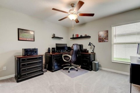 Casa en venta en Zephyrhills, Florida, 4 dormitorios, 239.32 m2 № 1817841 - foto 30
