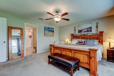 Casa en venta en Zephyrhills, Florida, 4 dormitorios, 239.32 m2 № 1817841 - foto 16
