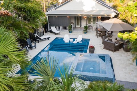 Villa ou maison à Treasure Island, Floride 3 chambres, 180.04 m2 № 2098776
