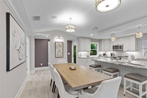 Villa ou maison à louer à Treasure Island, Floride: 3 chambres, 180.04 m2 № 2098776 - photo 17