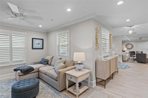 Villa ou maison à louer à Treasure Island, Floride: 3 chambres, 180.04 m2 № 2098776 - photo 19