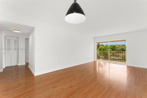 Appartement à Miami, Floride 1 chambre, 66.43 m2 № 2028324