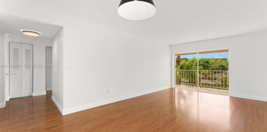 Appartement à Miami, Floride 1 chambre, 66.43 m2 № 2028324