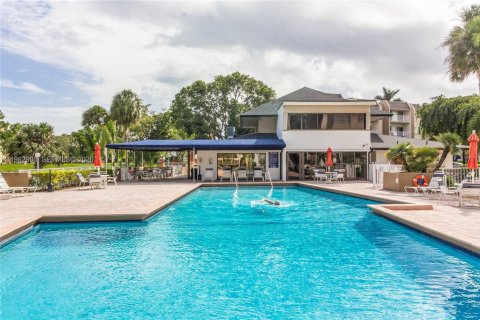 Appartement à louer à Miami, Floride: 1 chambre, 66.43 m2 № 2028324 - photo 22