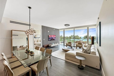 Condo in Bal Harbour, Florida, 3 bedrooms  № 1864950 - photo 16