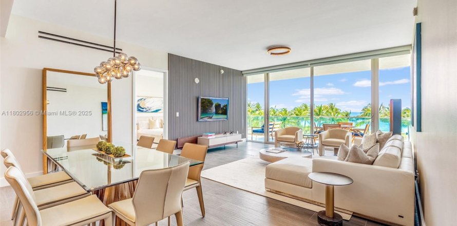 Condo in Bal Harbour, Florida, 3 bedrooms  № 1864950