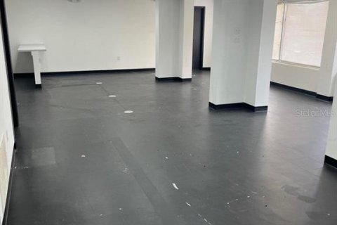Купить коммерческую недвижимость в Дейтона-Бич, Флорида 1143.26м2, № 2148706 - фото 27