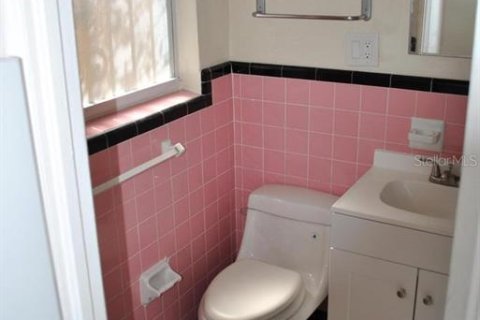 Купить коммерческую недвижимость в Дейтона-Бич, Флорида 1143.26м2, № 2148706 - фото 22