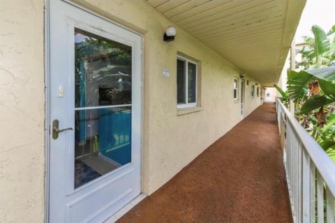 Copropriété à vendre à Boynton Beach, Floride: 2 chambres, 91.23 m2 № 2084541 - photo 2