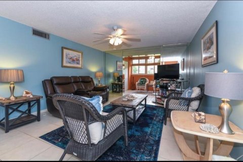 Copropriété à vendre à Boynton Beach, Floride: 2 chambres, 91.23 m2 № 2084541 - photo 10