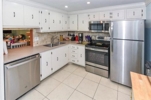 Copropriété à vendre à Boynton Beach, Floride: 2 chambres, 91.23 m2 № 2084541 - photo 3