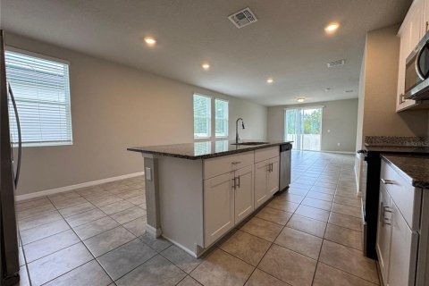 Casa en alquiler en Winter Haven, Florida, 4 dormitorios, 156.08 m2 № 1877064 - foto 9