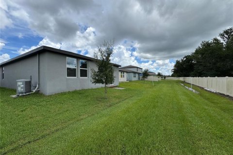 Casa en alquiler en Winter Haven, Florida, 4 dormitorios, 156.08 m2 № 1877064 - foto 21