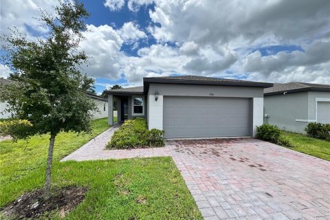 Casa en alquiler en Winter Haven, Florida, 4 dormitorios, 156.08 m2 № 1877064 - foto 1