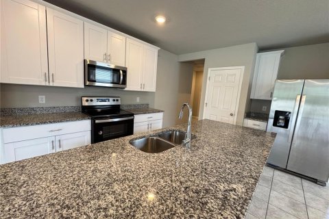 Casa en alquiler en Winter Haven, Florida, 4 dormitorios, 156.08 m2 № 1877064 - foto 7