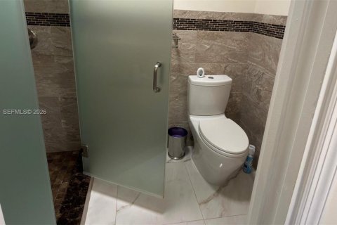 Снять в аренду виллу или дом в Майами, Флорида 3 спальни, 126.16м2, № 2003666 - фото 18