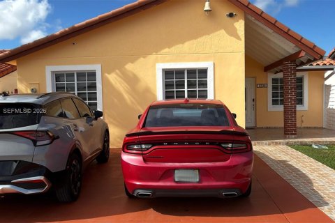 Снять в аренду виллу или дом в Майами, Флорида 3 спальни, 126.16м2, № 2003666 - фото 30