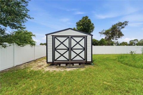House in Osteen, Florida 4 bedrooms, 199.18 sq.m. № 2198038 - photo 25