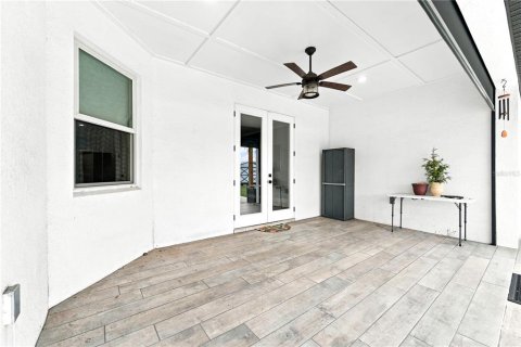 House in Osteen, Florida 4 bedrooms, 199.18 sq.m. № 2198038 - photo 21